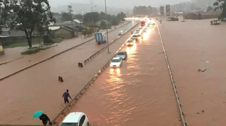 Gov’t urges KCCA to eliminate Kampala’s poor drainage headache