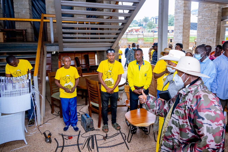 Museveni urges artisans to form companies