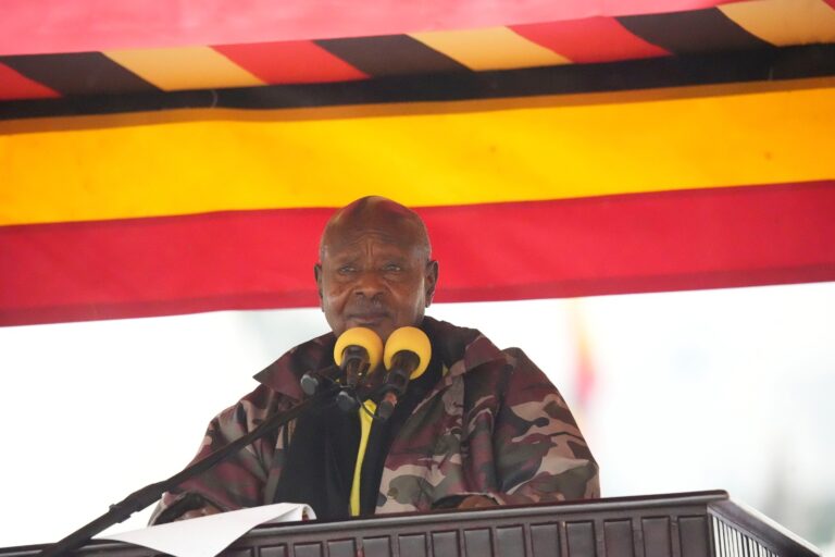 Museveni urges NRM delegates to lead fight against corruption