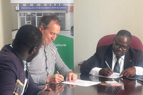 BUCADEF signs supplier agreement with Dutch Seed Centre