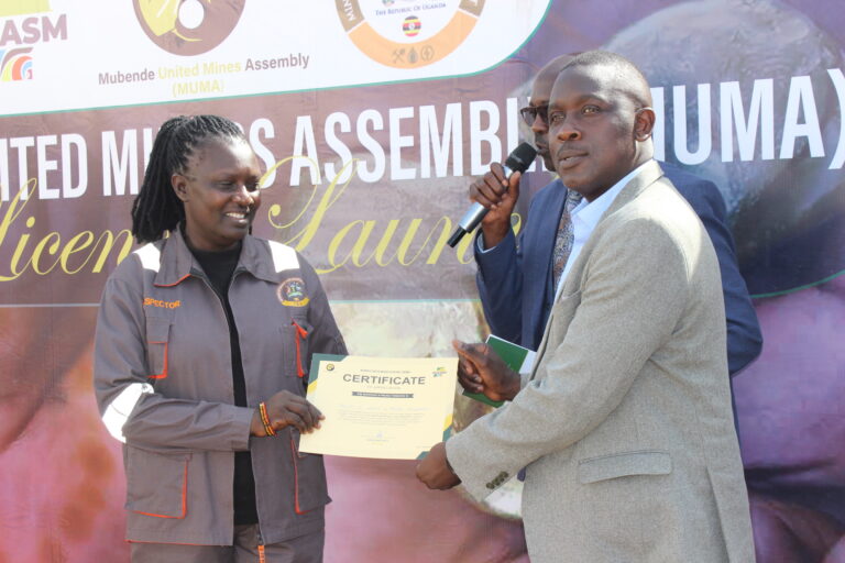 Jubilation as Mubende small-scale miners acquire licence from government