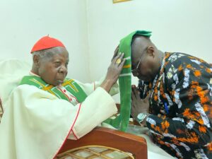 Cardinal Wamala bless Matia-Lwanga Bwanika who wants to be elected in Busiro South