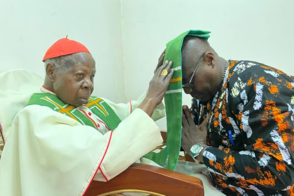 Cardinal Wamala bless Matia-Lwanga Bwanika who wants to be elected in Busiro South