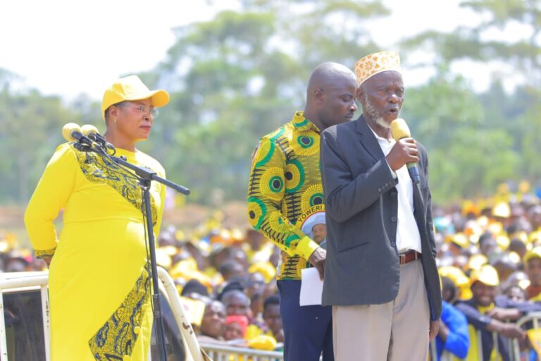 Munyagwa’s father urges voters in Kitagwenda to vote for Museveni, not his son