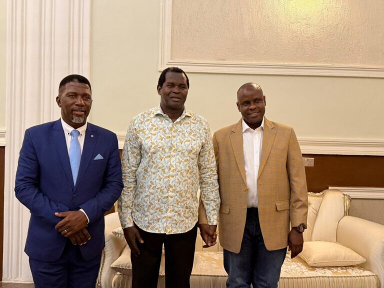 Balaam meets Balimwezo, urges him to work with Museveni to develop Kampala [VIDEO]