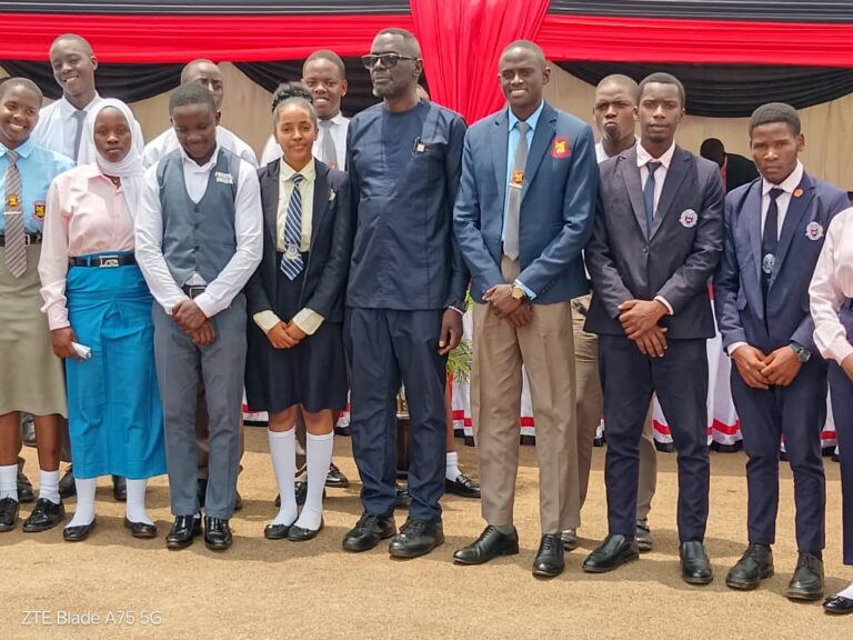 Student leaders challenged to promote patriotism and respect for institutions